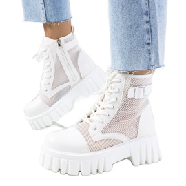 Boots blanches à tige Potts ajourée