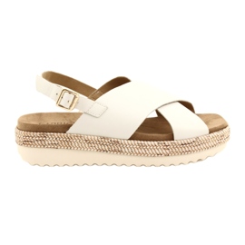 Sandales en cuir Caprice sur la plate-forme 9-28712 102 White blanc