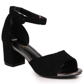 Sandales noires sur le post Vinceza W JAN96B le noir