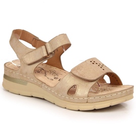 Sandales confortables sur le coin eVento W EVE346A beige