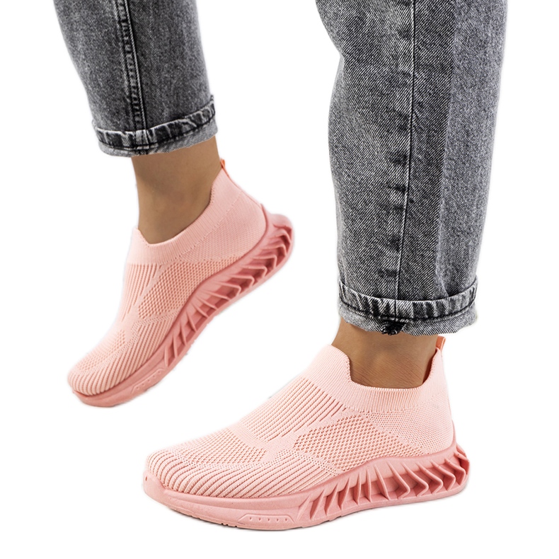 Les baskets roses de Neda