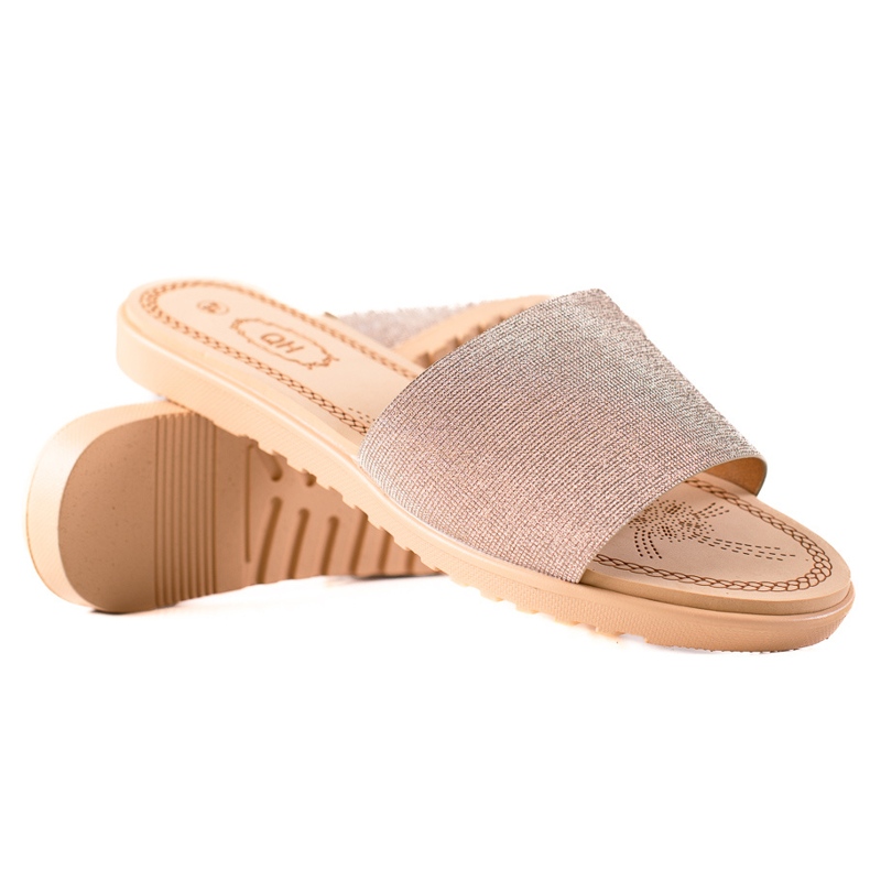 TRENDI Chaussons à paillettes beige TRENDI Chaussons à paillettes beige