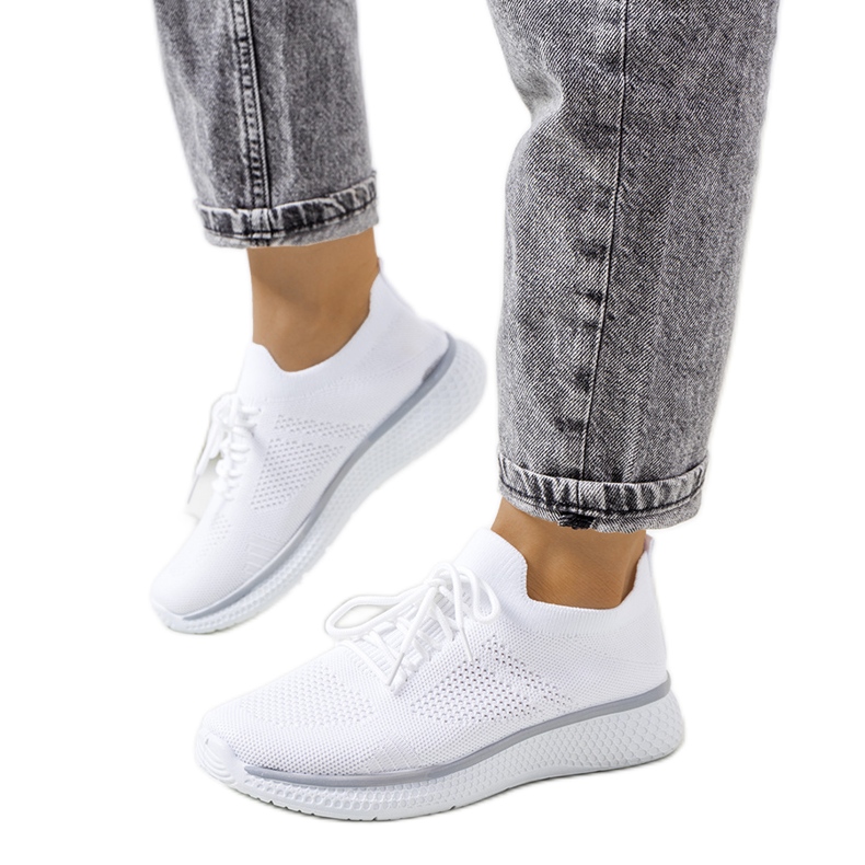 Baskets de sport blanches de Michael