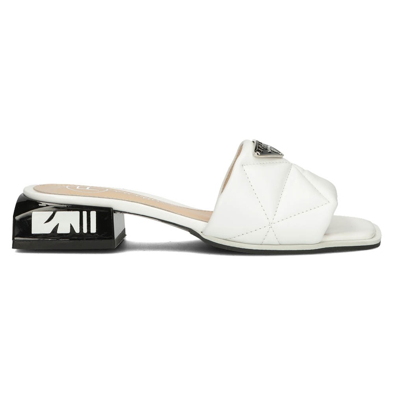 Chaussons en cuir Filippo DK3905 / 22 Wh blanc blanche