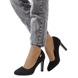 Escarpins noirs sur talon aiguille Blair le noir
