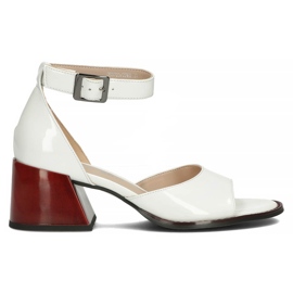 Sandales en cuir Filippo DS3723 / 22 Wh blanc