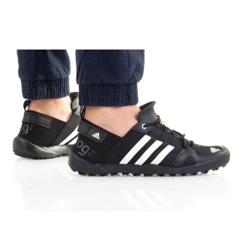 Chaussures Adidas Daroga Two 13 H.RDY M GY6117 le noir