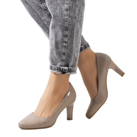 Escarpins beiges sur talon Giessen