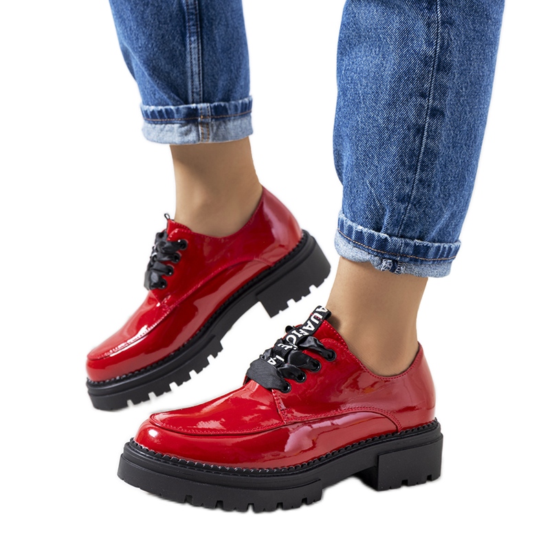 Chaussures laquées rouges Fallon