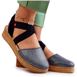 Espadrilles pour femmes à la mode Big Star JJ276035 Noir le noir argent