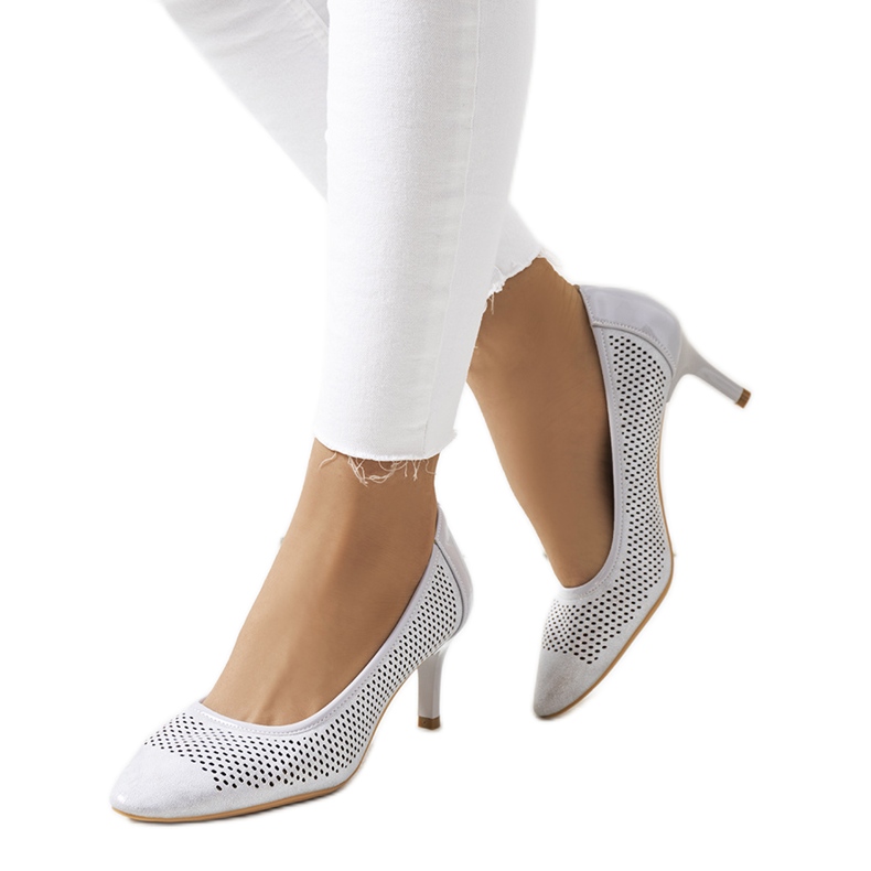 Escarpins ajourés gris sur talon Carling argent Escarpins ajourés gris sur talon Carling argent