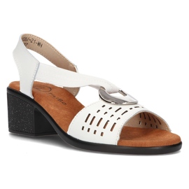 Sandales en cuir Filippo DS2308 / 22 Wh blanc