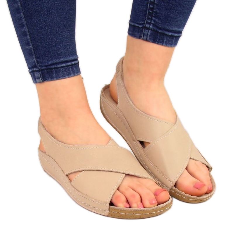 Sandales en cuir T.Sokolski W SCA109A beige