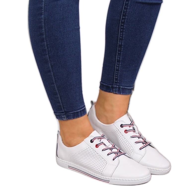 Chaussures femme en cuir Filippo baskets blanches Chaussures femme en cuir Filippo baskets blanches