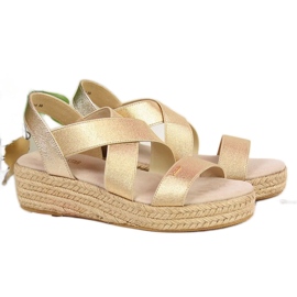 Sandales espadrilles pour femmes sur la plateforme dorée Big Star HH274414