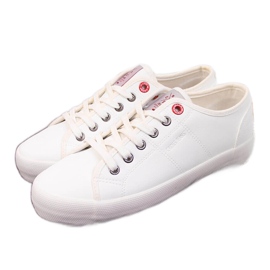 Baskets basses pour femmes en cuir écologique blanc Cross Jeans II2R4004C