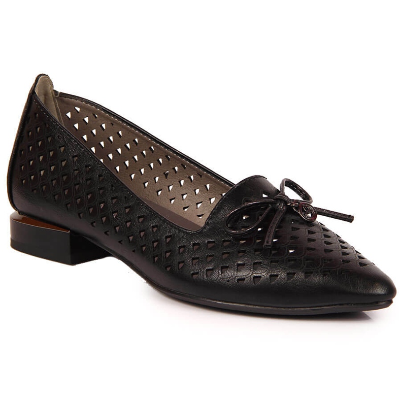 Chaussures Jezzi noires pointues ajourées pour femmes le noir