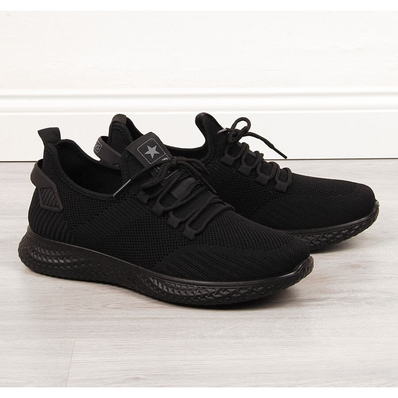 Chaussures de sport pour hommes avec filet noir NEWS le noir