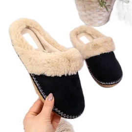 Chaussons femme Cloxx home noir avec fourrure le noir