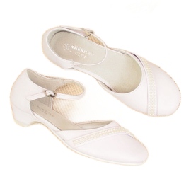 Sandales première communion fille American Club blanches