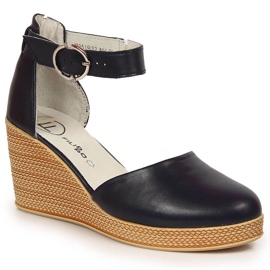 Sandales pour femmes en cuir sur un coin bleu marine Filippo