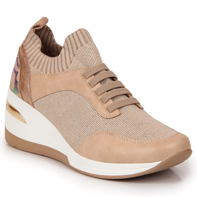 Brogues pour femmes sur un talon compensé à enfiler rose poudré Artiker Brogues pour femmes sur un talon compensé à enfiler rose poudré Artiker