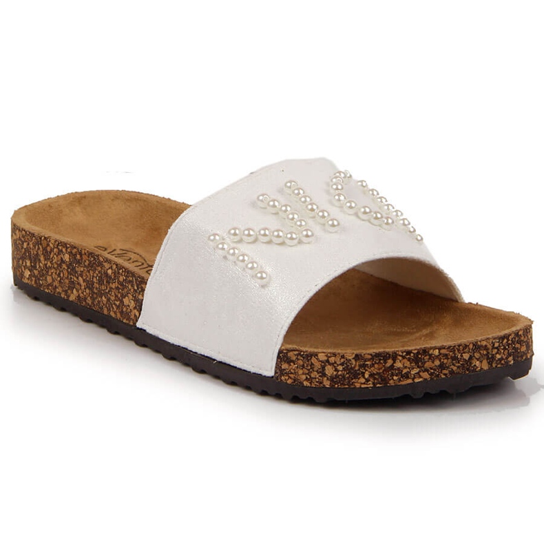 Chaussons femme blancs avec perles eVento blanche Chaussons femme blancs avec perles eVento blanche