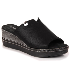 Chaussons femme noirs à talon compensé T.Sokolski