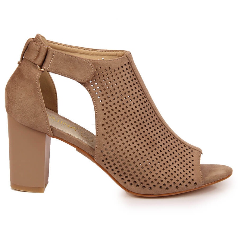 Sandales pour femmes avec velcro beige Sabatina