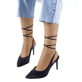 Escarpins noirs avec lien Anneli