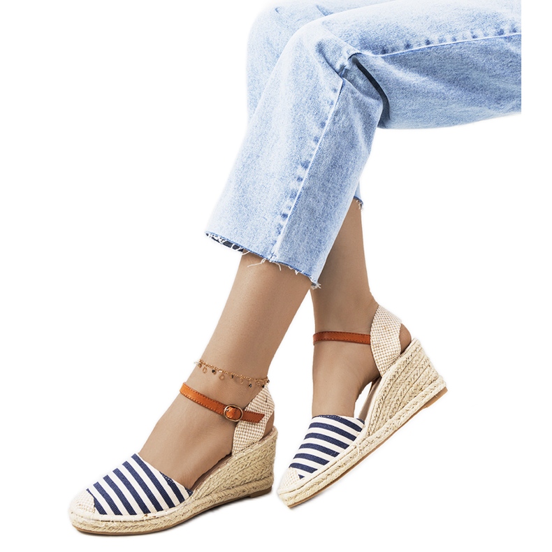 Espadrilles bleu marine sur le compensé Garvan beige