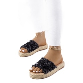 Chaussons noirs sur la plateforme Susanna