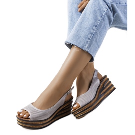 Espadrilles beiges sur le compensé Alton argent