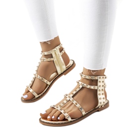 Sandales cloutées dorées Kabor