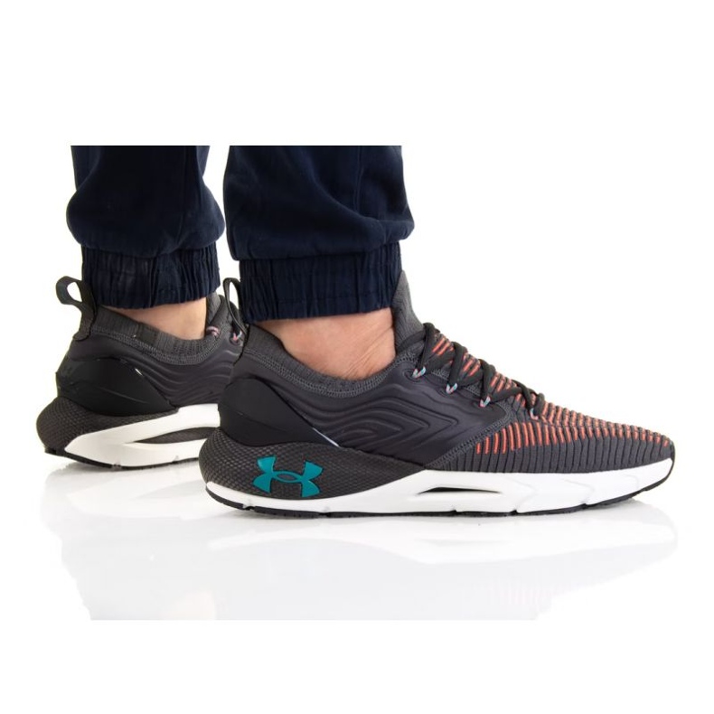 Under Armour Phantom 2 Inknt M 3024154-107 le noir gris Under Armour Phantom 2 Inknt M 3024154-107 le noir gris