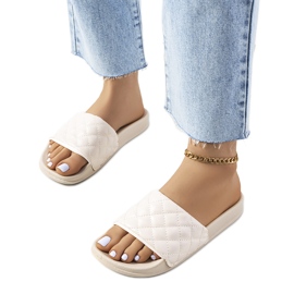 Chaussons Kate matelassés beiges Chaussons Kate matelassés beiges