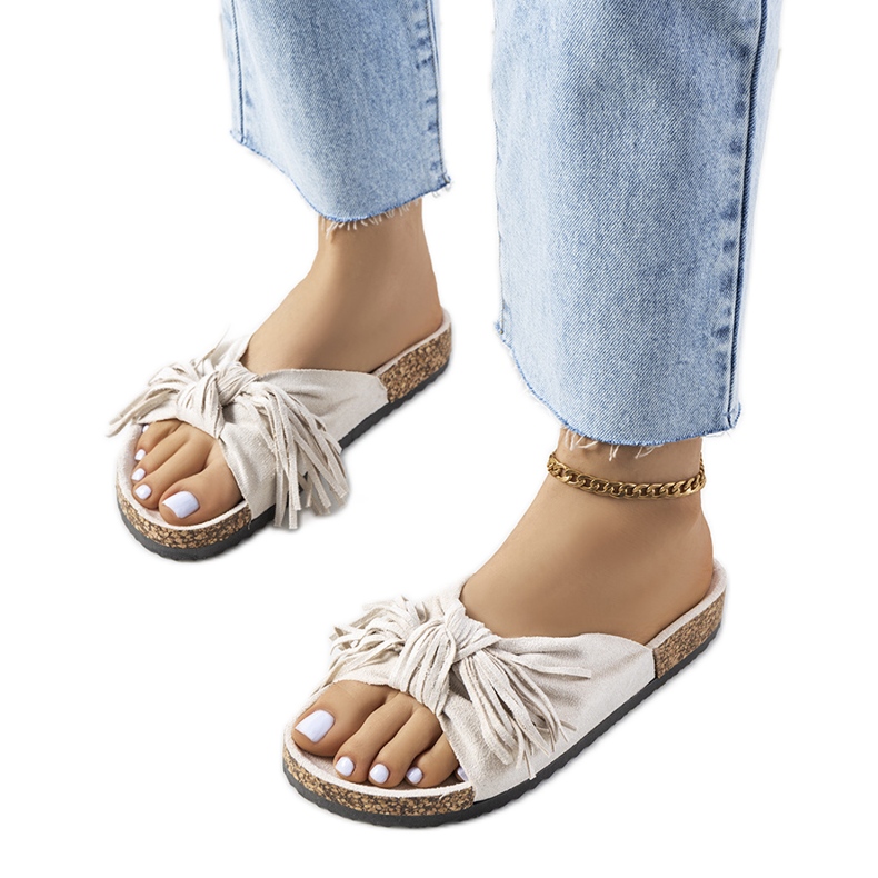 Babouches beiges à franges Laderies Babouches beiges à franges Laderies