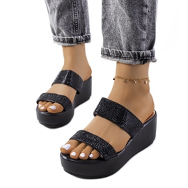 Chaussons noirs sur la plateforme Marlien