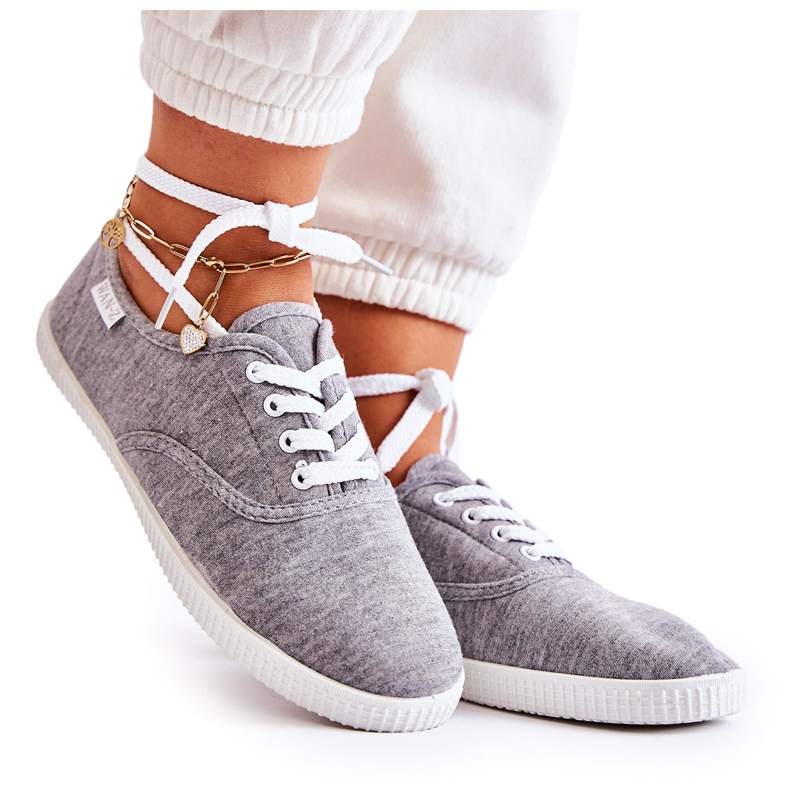 PE1 Baskets classiques pour femmes Tied Grey Dellis gris