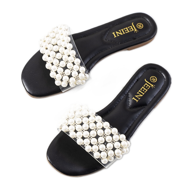 Chaussons noirs avec perles Oshawa incolore blanche argent Chaussons noirs avec perles Oshawa incolore blanche argent