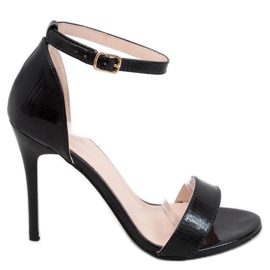 Sandales sur un talon aiguille Gladys Black noir