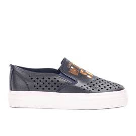 Les baskets bleu marine de Kaisa Les baskets bleu marine de Kaisa
