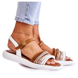 Sandales pour femmes en cuir à la mode Maciejka 05561-11 Blanc blanche multicolore