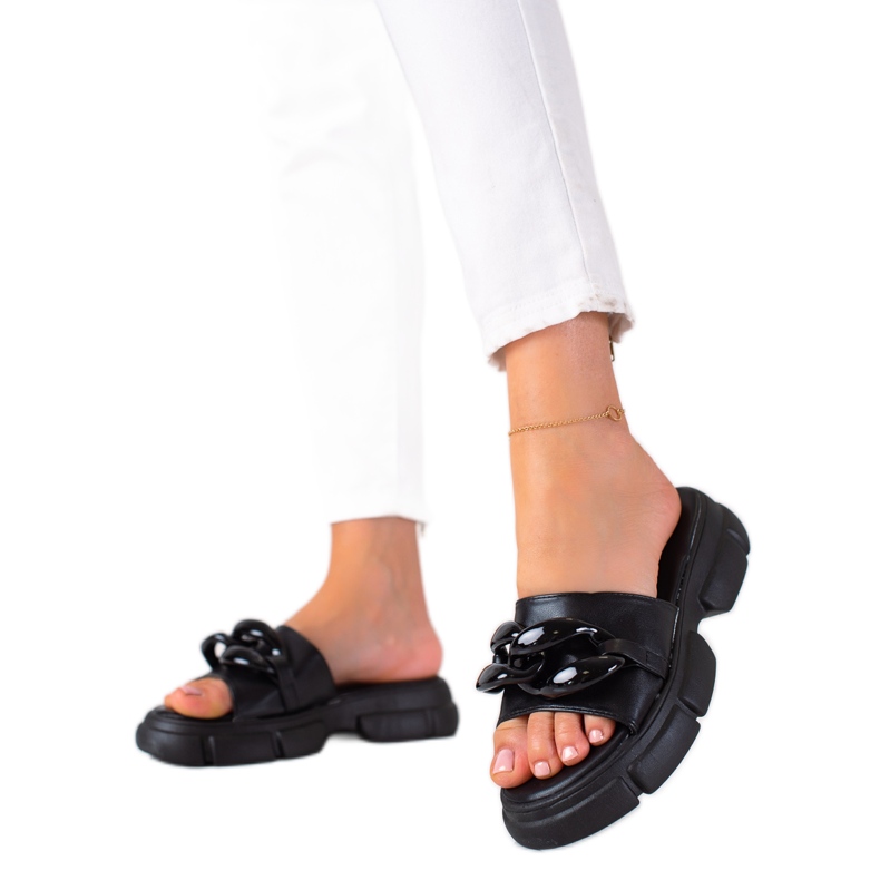SHELOVET Pantoufles pour femmes sur la plate-forme le noir