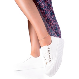 SHELOVET Des baskets sur une large plateforme blanc