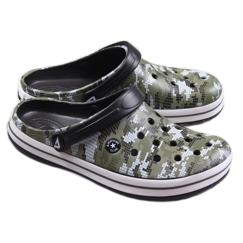 Chaussons homme American Club noirs camouflage vert
