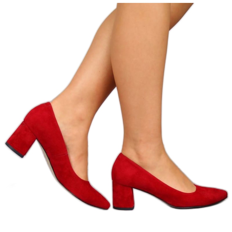 Escarpins sur un pilier en daim rouge W Juma