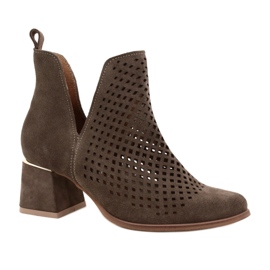 Bottines ajourées en daim Lewski Shoes 3165 velours terre brun