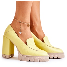 PA2 Escarpins à la mode sur une plate-forme Margott jaune massive