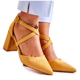 FB1 Sandales à la mode sur une barre Sinari jaune